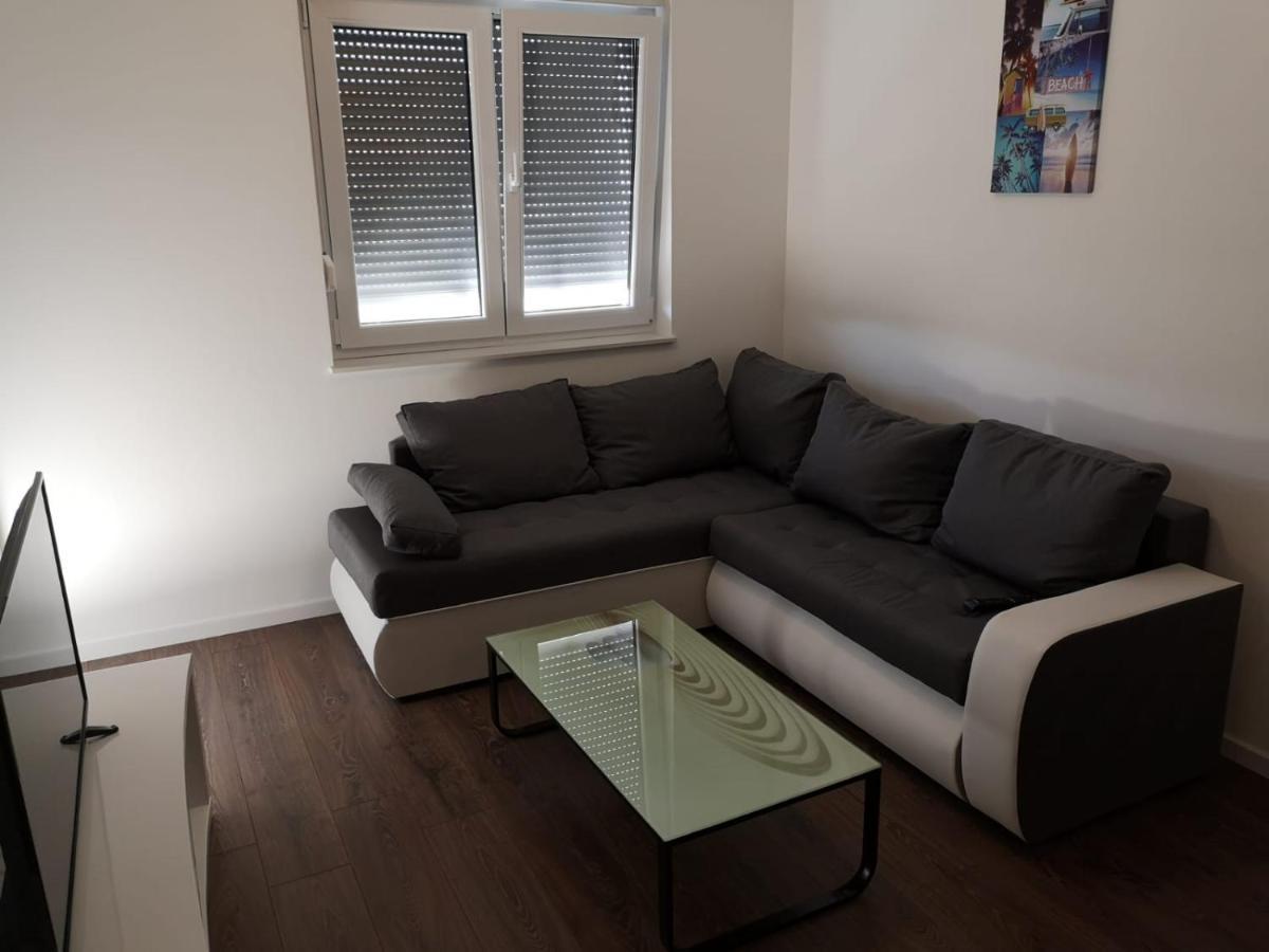 Navis Appartement Supetarska Draga Buitenkant foto