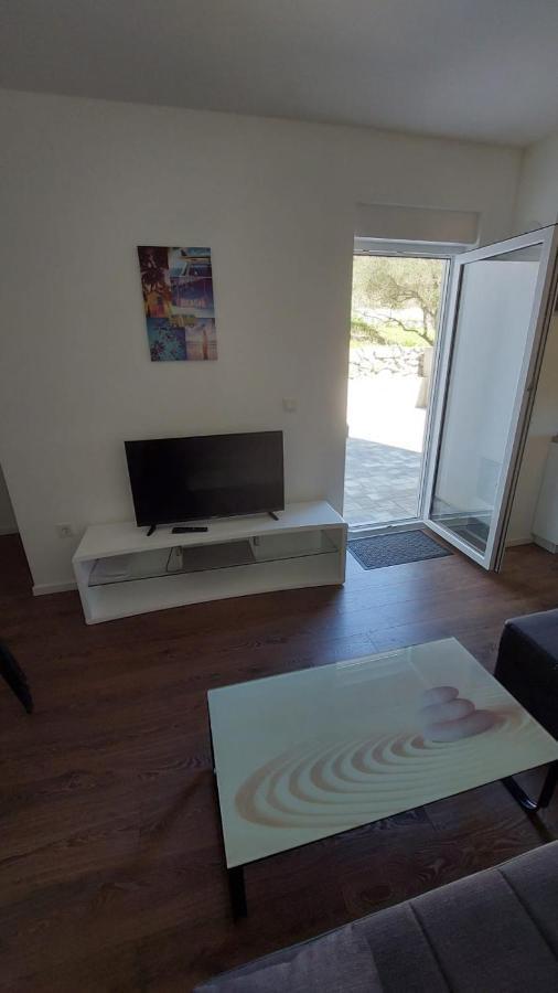 Navis Appartement Supetarska Draga Buitenkant foto