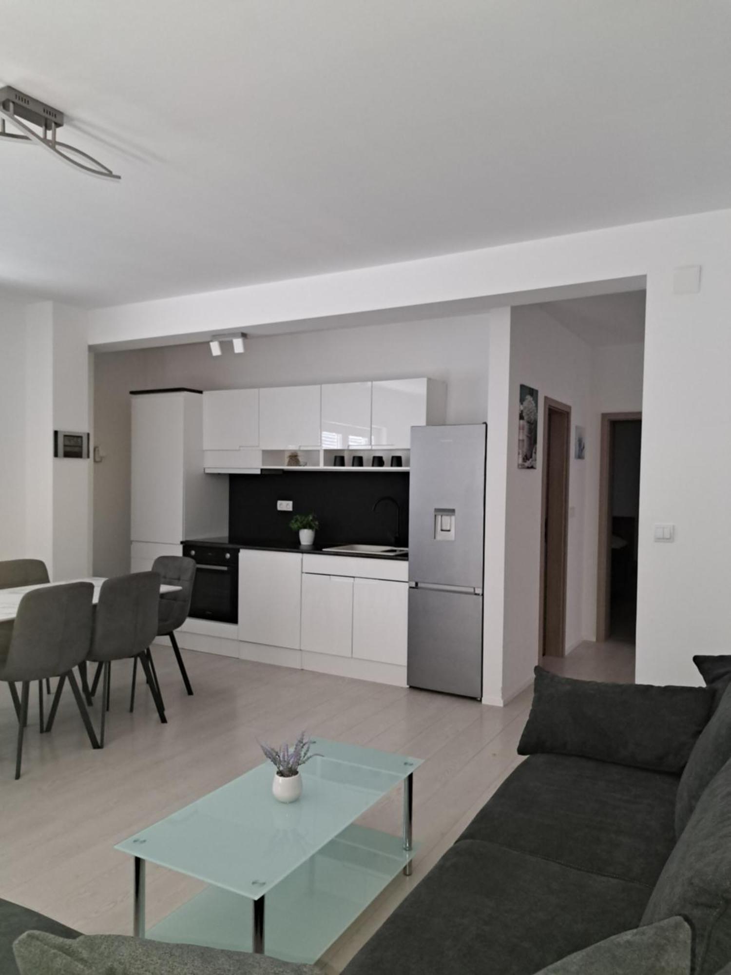 Navis Appartement Supetarska Draga Buitenkant foto